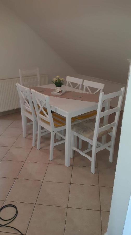 Rege apartman Alsóörs Exterior foto